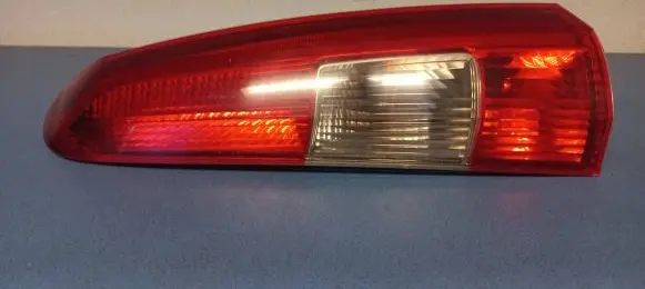 Volvo V70 Rear/tail lights 152844
