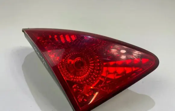 Peugeot 3008 I Tailgate rear/tail lights