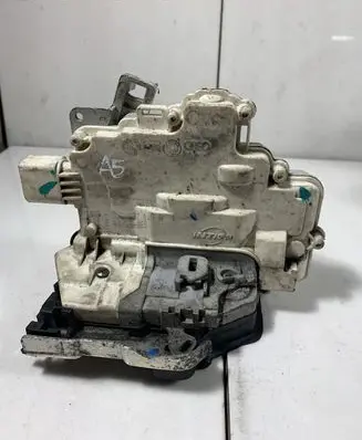Audi A5 8T 8F Front door lock 8J2837015A