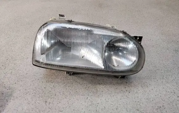 Volkswagen Golf III Headlight/headlamp 13917400R20 13917400R