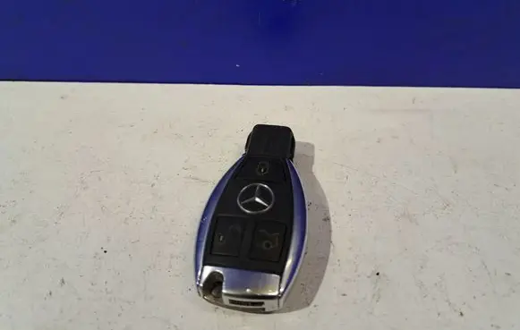 Mercedes-Benz E W212 Ignition key/card IGNITIONKEY