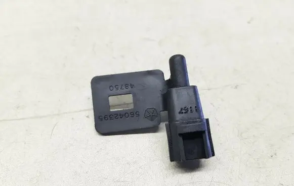 Chrysler 300 - 300C Outside/exterior temperature sensor 56042395