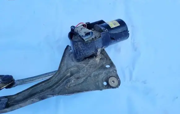 Renault Megane I Wiper motor