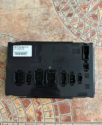 Mercedes-Benz ML W164 Fuse box set A1649005101 A1645457206 A1649025700