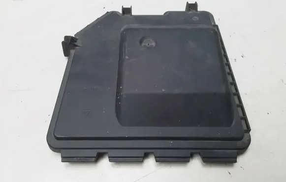 Opel Meriva A Fuse box cover 13144736