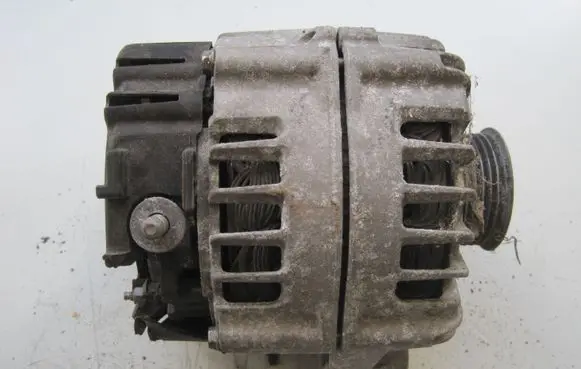 BMW X3 F25 Generator/alternator 8515754
