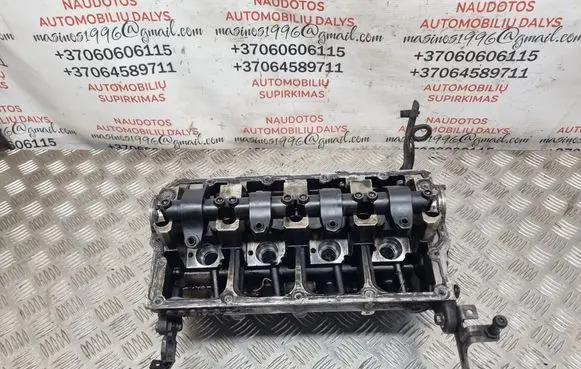Volkswagen Touran I Engine head 038103373R