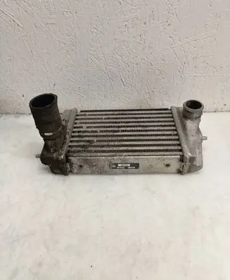 Chrysler Voyager Intercooler radiator 868503A 83403D IA1072
