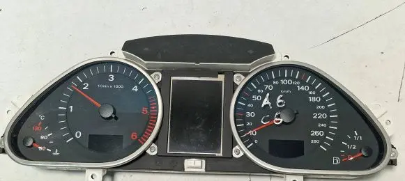 Audi A6 S6 C6 4F Speedometer (instrument cluster) 4F0920931F 4F0910930A