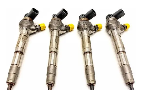 Volkswagen PASSAT B8 Fuel injectors set 04L130277AC
