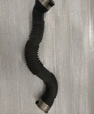 Mercedes-Benz CLA C117 X117 W117 Intercooler hose/pipe A2465200001