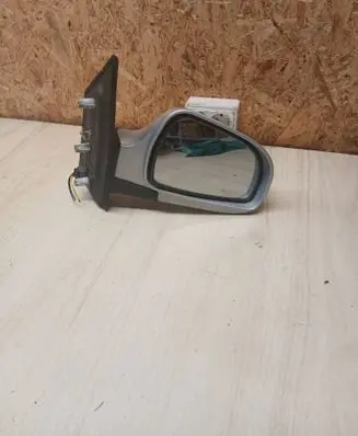 Hyundai Matrix Front door electric wing mirror E4012172 E4012173 022172