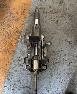 Audi A4 S4 B8 8K Steering wheel axle 831401022504 8K0419506AL