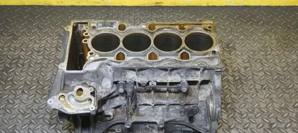 BMW 3 E90 E91 Engine block N46B20B 29SP12