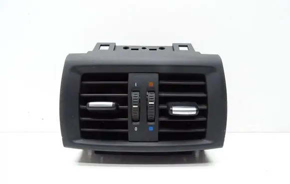 BMW X3 F25 Rear air vent grill 9200888