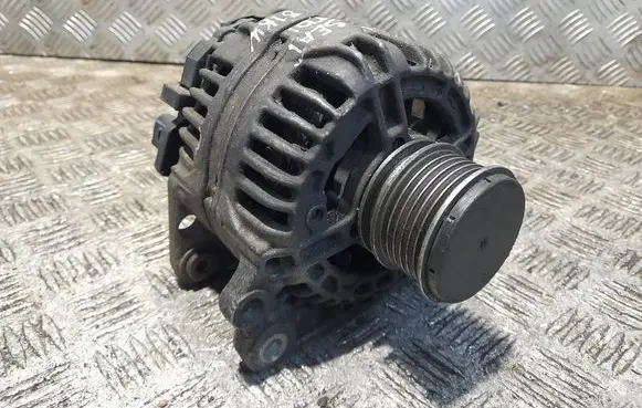 Volkswagen Golf IV Generator/alternator 038903023L