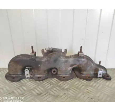 Citroen DS5 Exhaust manifold 9672525080 82026042F