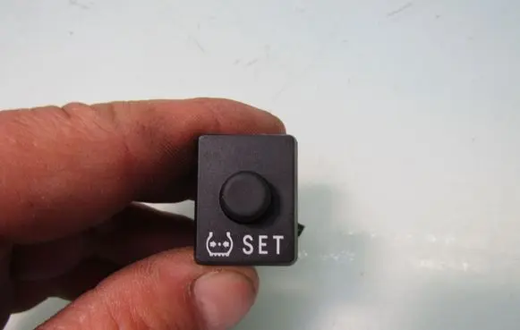 Lexus IS III XE30 Other switches/knobs/shifts 15A257