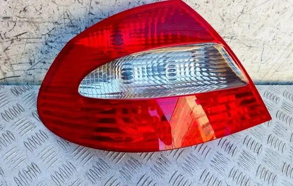 Mercedes-Benz CLK A209 C209 Rear/tail lights 161581