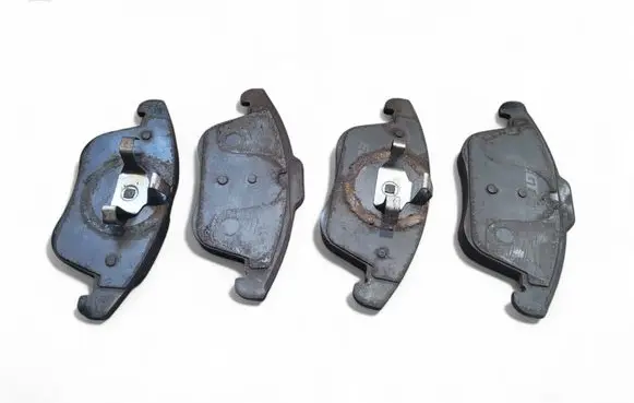 Volvo S60 Brake pads (front) T000000761