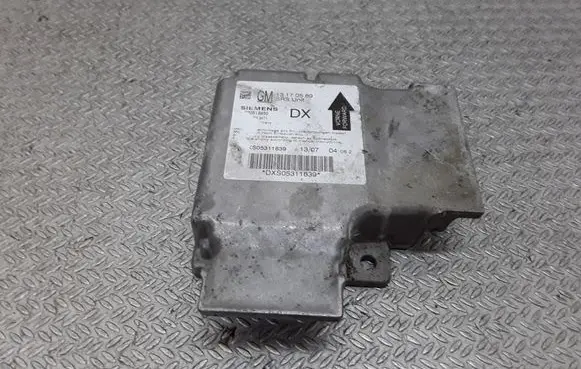 Opel Signum Airbag control unit/module 13170589