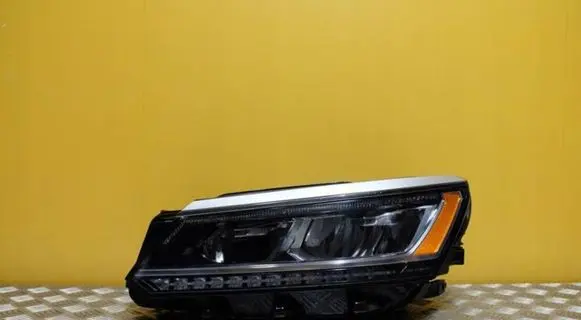 Volkswagen PASSAT B8 Headlight/headlamp VOLKSWAGEN-PASSAT 1657