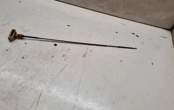 Subaru Outback Oil level dip stick 