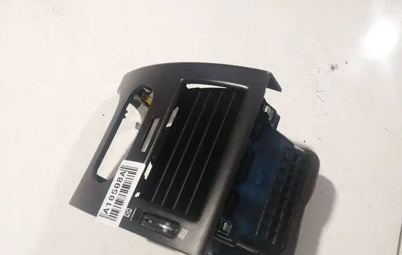 Chevrolet Epica Dash center air vent grill 80490248
