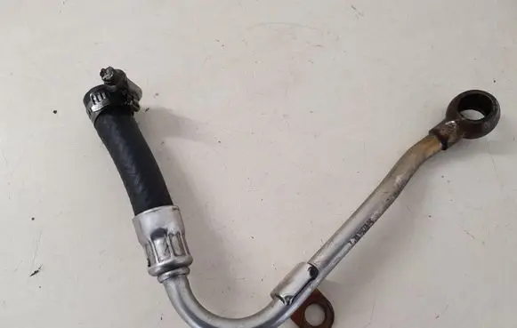 BMW 3 E90 E91 Turbo turbocharger oiling pipe/hose 7810181