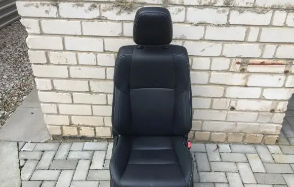 Front passenger seat