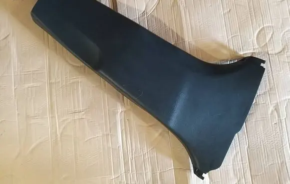 Toyota Yaris (B) pillar trim (bottom) 94604A2