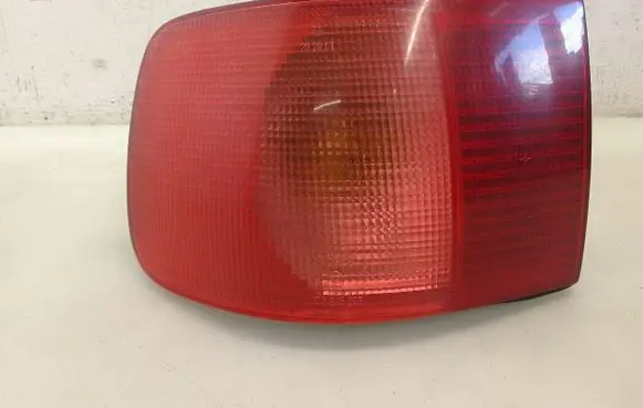 Audi A8 S8 D2 4D Rear/tail lights 4D0945095