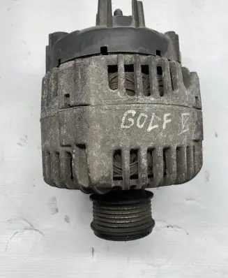 Volkswagen Golf V Generator/alternator 06F903023C