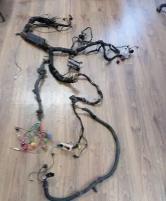 Volkswagen Transporter - Caravelle T5 Engine installation wiring loom 