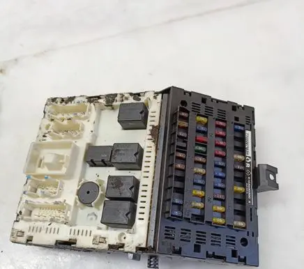 Renault Scenic I Fuse box set 7703297183H