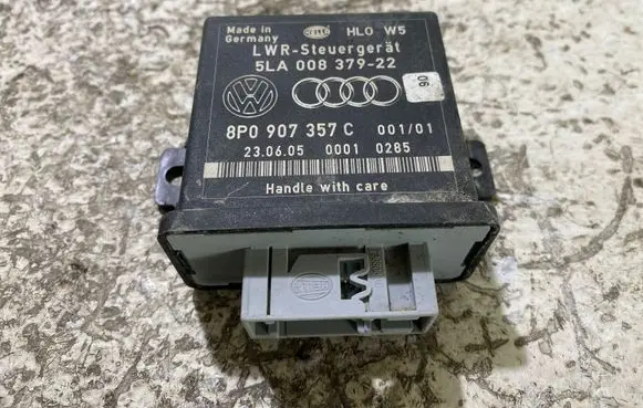 Audi A6 S6 C6 4F Light module LCM 8P0907357C 00101 5LA00837922