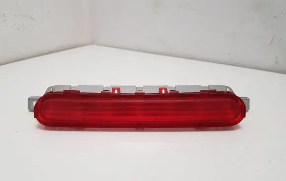 Toyota Corolla Verso AR10 Third/center stoplight 815700F011
