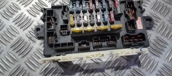 Honda Legend Fuse box set