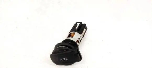 Volkswagen Golf V Cigarette lighter 