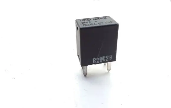 KIA Carnival Hazard warning light relay 0K95A67740