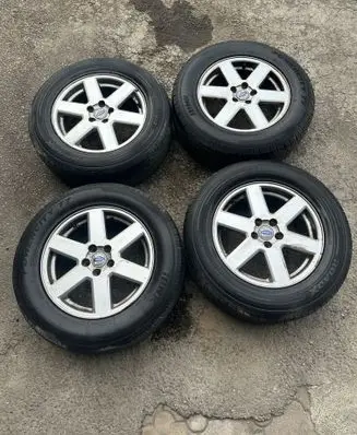 Volvo XC90 R17 alloy rim 31317694 8646831