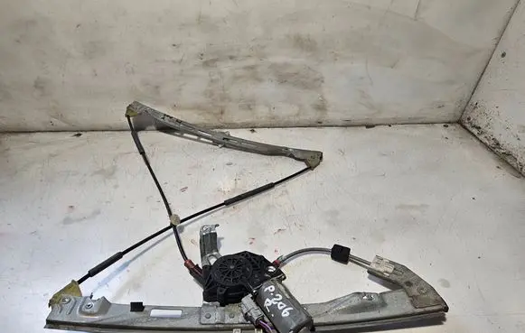 Peugeot 206 Front door window regulator with motor 8943