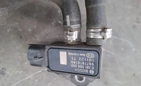 Citroen Berlingo Exhaust gas pressure sensor 0281006300