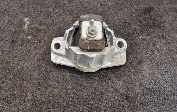 Jaguar F-Pace Engine mount bracket JK836A003HB