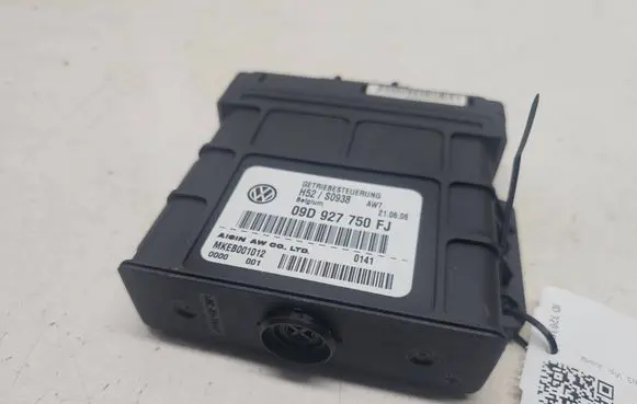 Audi Q7 4L Gearbox control unit/module 09D927750FJ