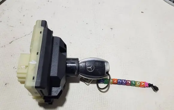 Mercedes-Benz C W205 Ignition lock 2059003419DDE A2059003419