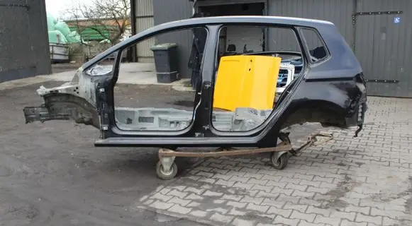 Volkswagen Golf Sportsvan Front piece kit 5782523