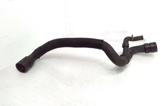Volvo XC60 Engine coolant pipe/hose 8G918286DC