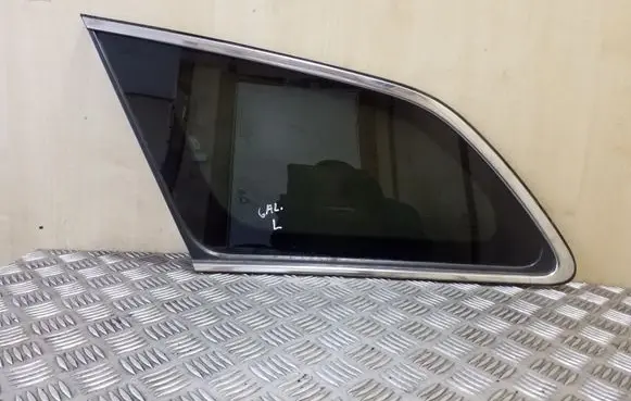 Toyota Avensis T270 Rear side window