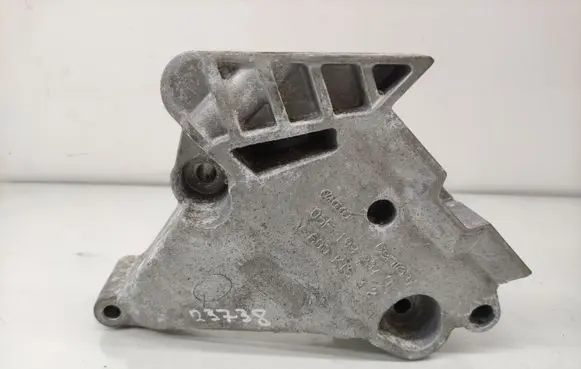 Volkswagen Golf VI Engine mounting bracket 06F199207Q